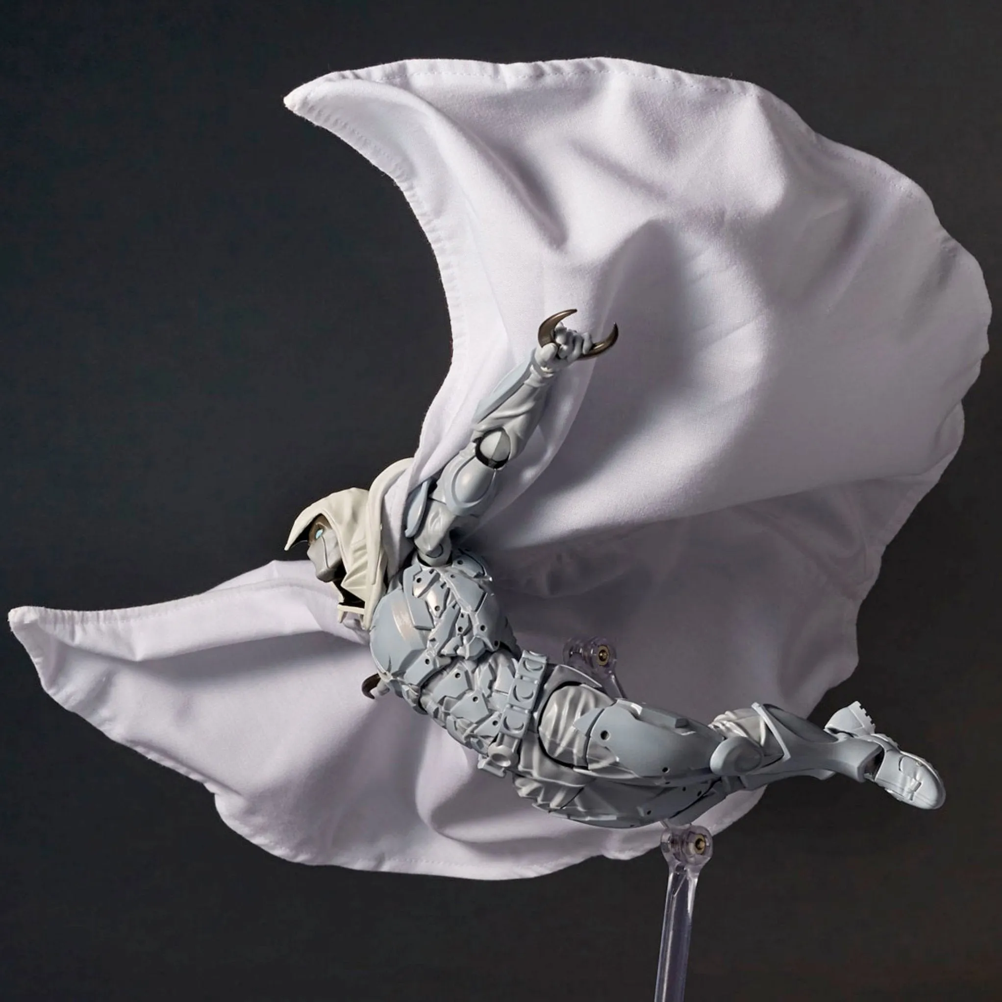 Amazing Yamaguchi Revoltech Marvel's Moon Knight NE013