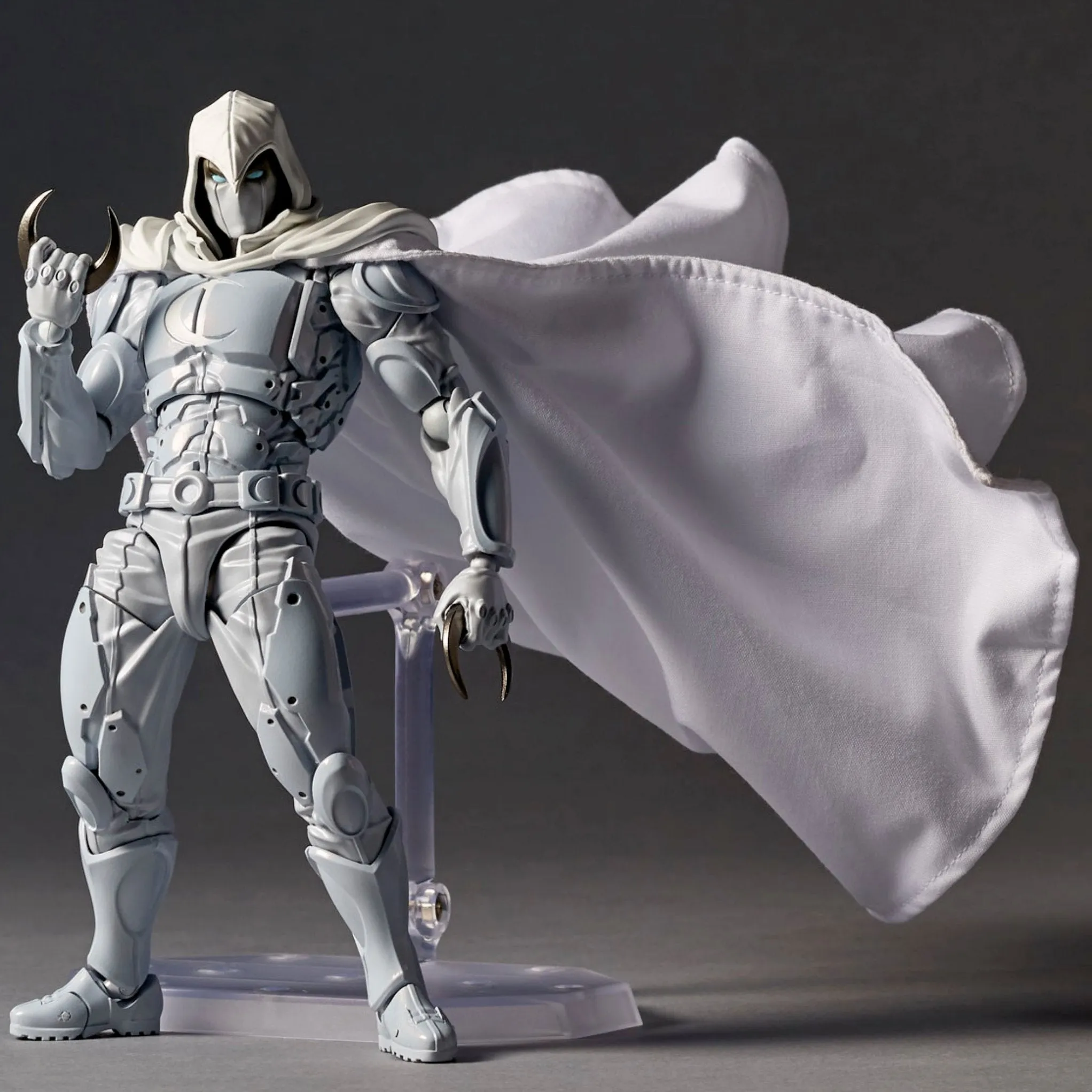 Amazing Yamaguchi Revoltech Marvel's Moon Knight NE013