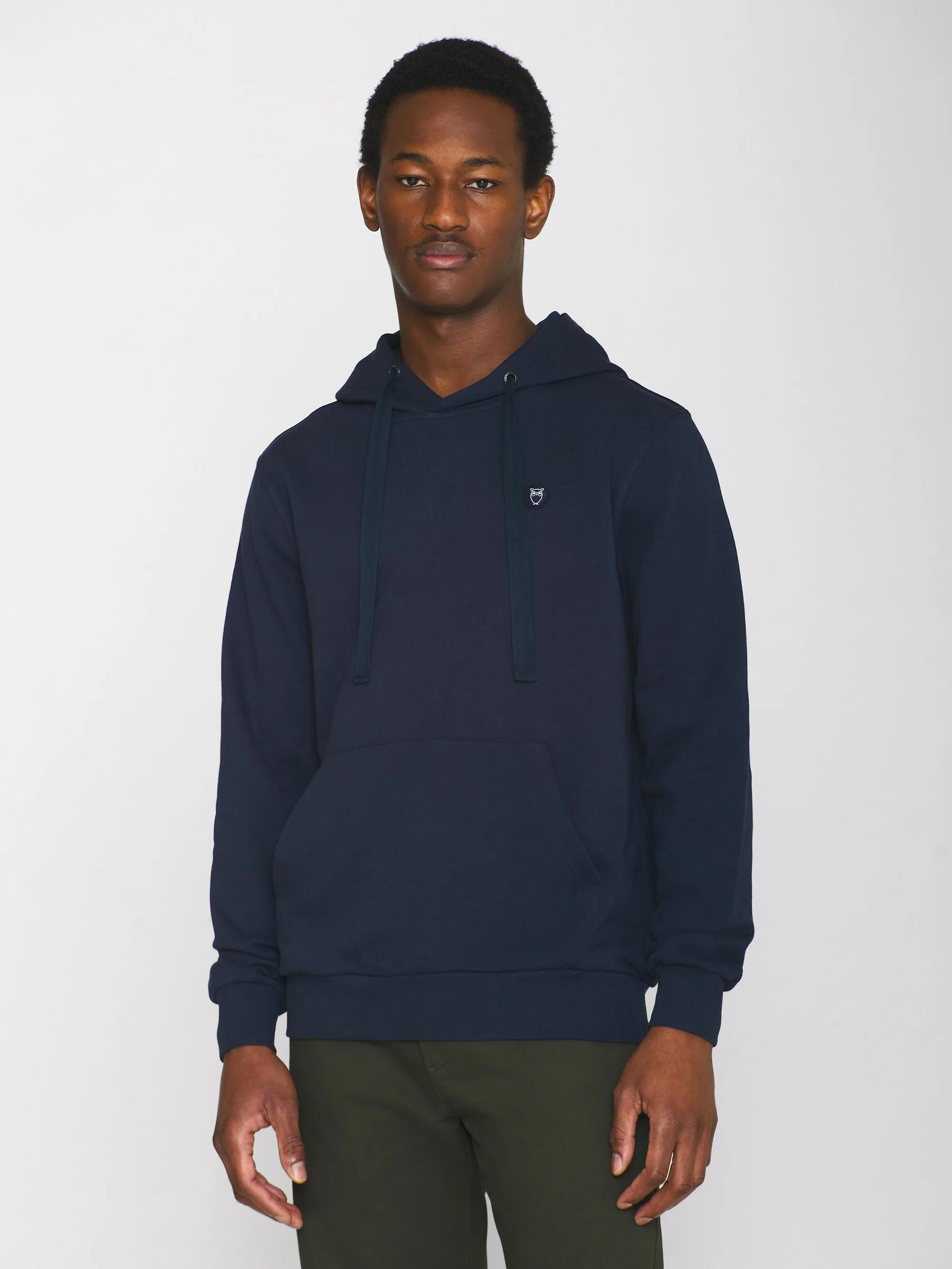 Hood basic badge sweat - Total Eclipse