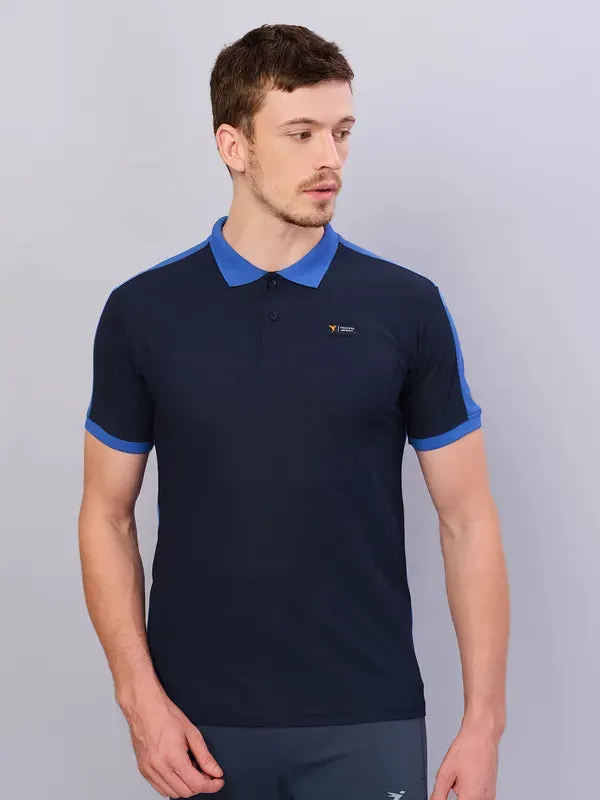 Men Colorblock Slim Fit Polo T-shirt with MATPIQ