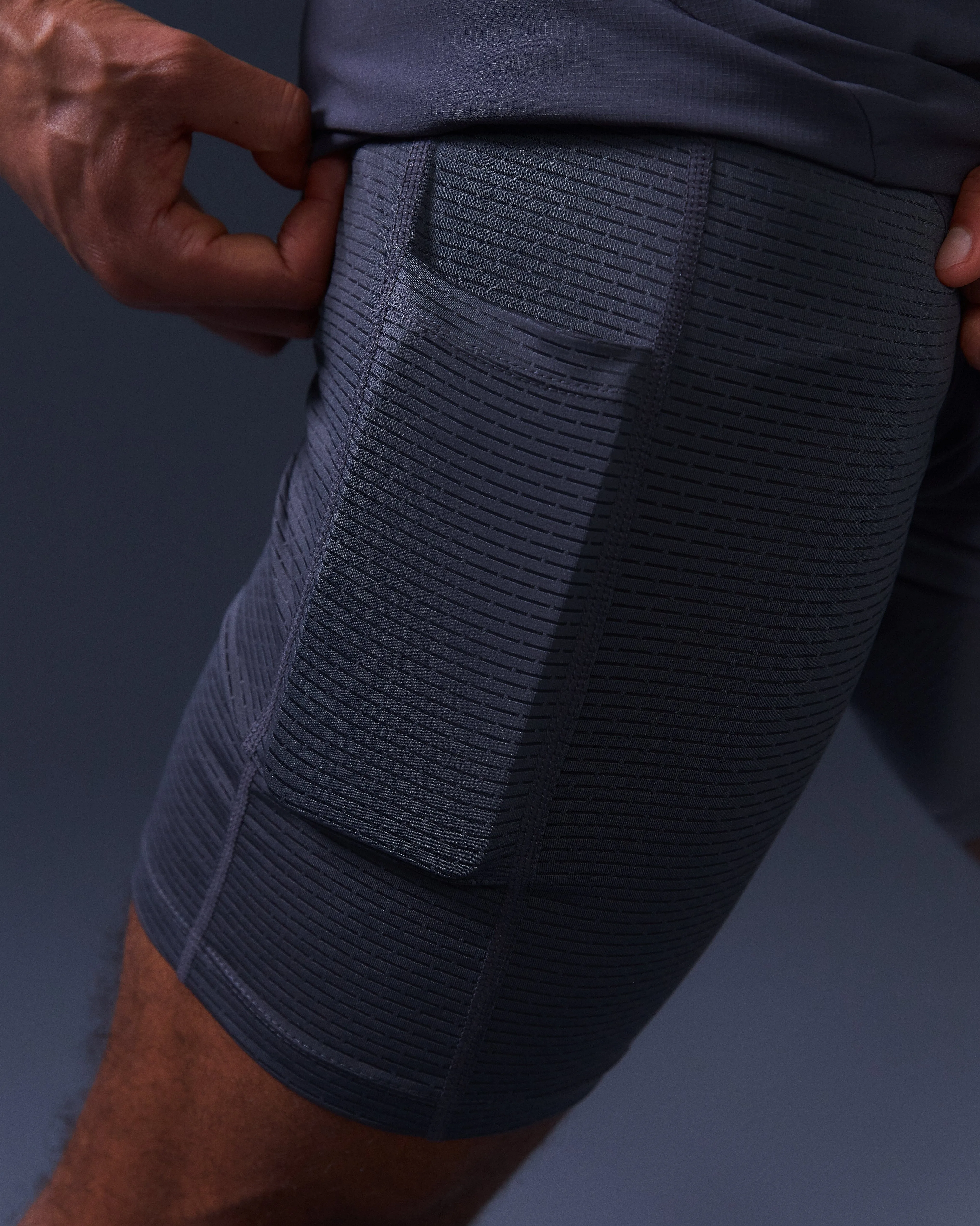 SRS 01 Run Shorts - Grey/Yellow