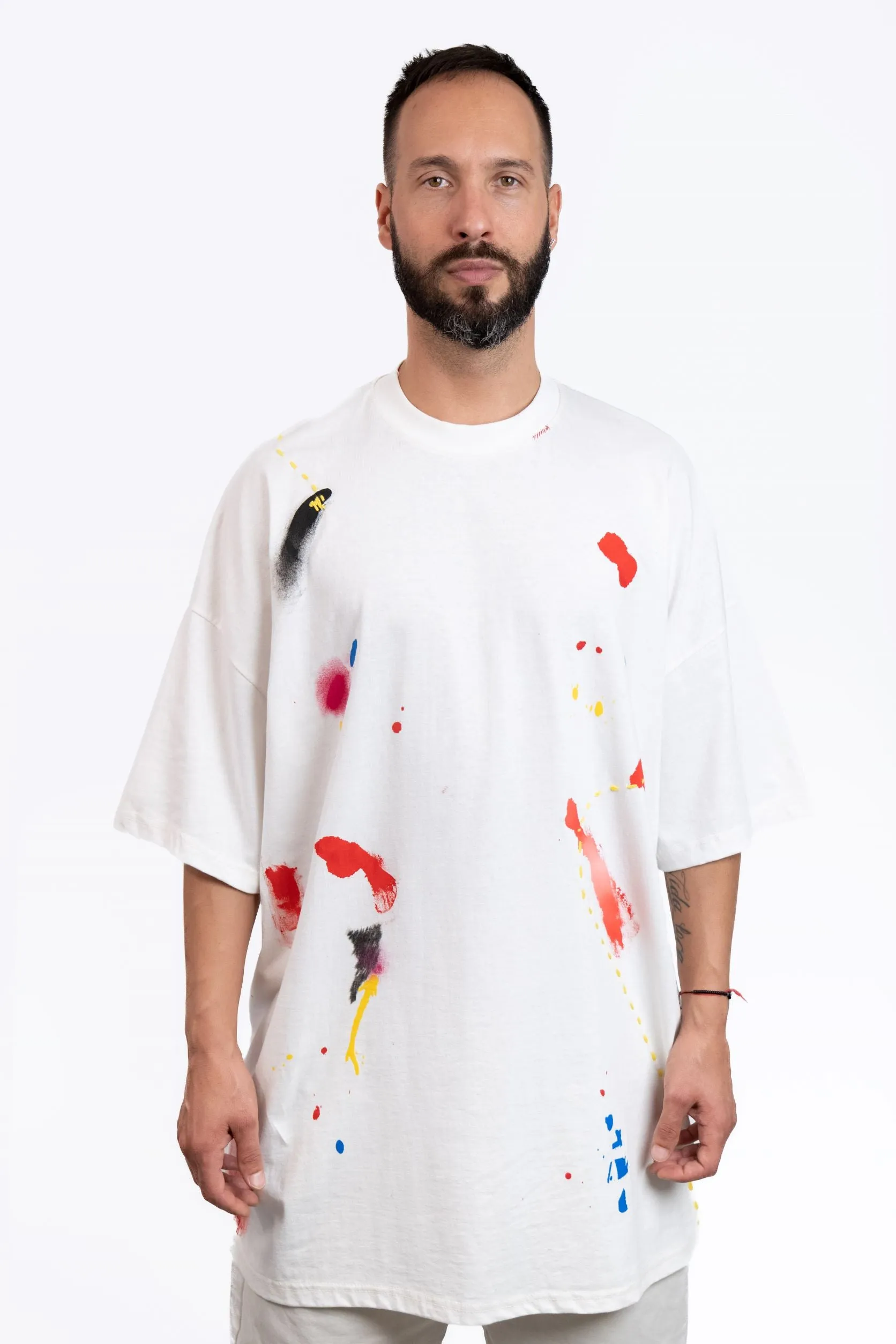 T5 : One-of-kind white short sleeve T-shirt by Bosko