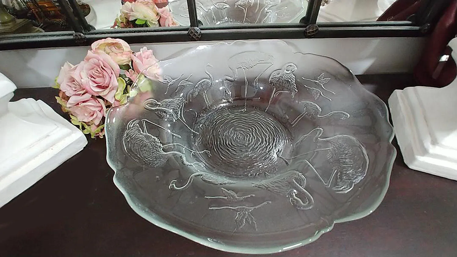 VINTAGE '70s HUGE FLAMINGO & CRANES GLASS SERVING BOWL OR DISPLAY ITEM MADE IN FRANCE - GORGEOUS!