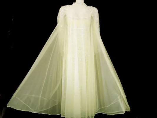 *VINTAGE RARE MERLE NORMAN TULLE & NYLON GRAND SWEEP PEIGNOIR & NIGHTGOWN SET IN LEMON & LIME - NEARLY 24-1/2 FOOT GRAND SWEEP!